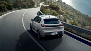 Peugeot 208 é um dos hatches mais baratos do mercado