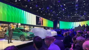 Salão de Paris 2024 Renault