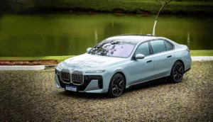 BMW, i7