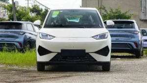 BYD Dolphin Mini facelift 2025