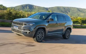 Jeep Commander Overlando 2025 (2)