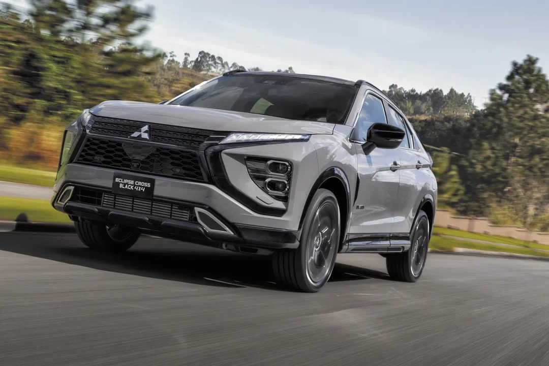 Mitsubishi Eclipse Cross 2027 11